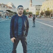  ,  Temur, 34