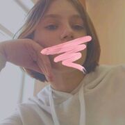  ,  Ksenia, 22