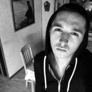  ,  Dima, 27