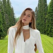  , 