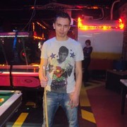  ,   Klark, 34 ,  