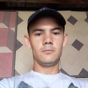  ,  Farhod, 31