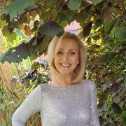  ,   Allure, 51 ,   c 