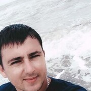   ,  Dima, 32