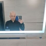  ,  Sergej, 44
