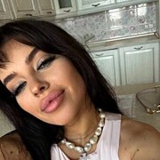  , 
