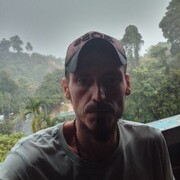  ,   Andrei, 32 ,   c 