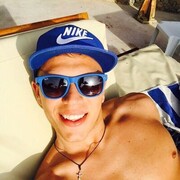  ,   Denis, 29 ,   ,   