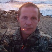  ,   Viktor, 37 ,   ,   