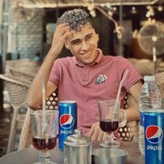  ,   Youssef, 22 ,   ,   