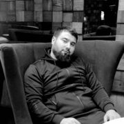  ,  Adlan, 31