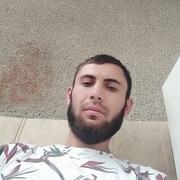  ,   Artur, 28 ,   ,   