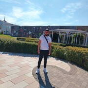  ,   Mustafo, 33 ,   ,   
