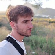  ,  Anton, 28