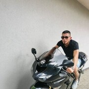  ,   Amiko, 30 ,   ,   
