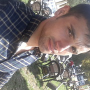  ,  Anton, 32