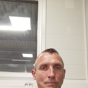 ,  Vitalij, 52