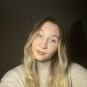  ,  Alexandra, 23