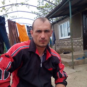  ,   Vlad, 43 ,   