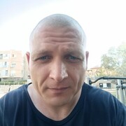  Sederot,  Alexander, 44