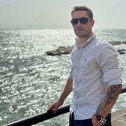  ,  Andrei, 38