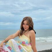  ,   Shaniquel, 32 ,   ,   