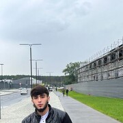  ,  Kolya, 22