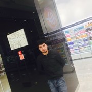  ,  Farruh, 34