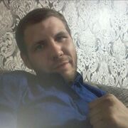  ,   Men, 33 ,  