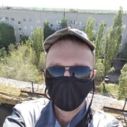  ,   Yury, 47 ,   ,   , c , 