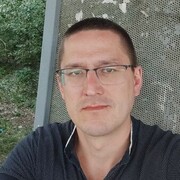  ,  Sanni, 37