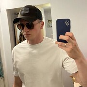  ,   Giovanni, 30 ,   