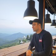  ,   Dmitri, 33 ,   c 