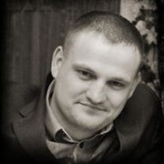  ,  Denis, 40