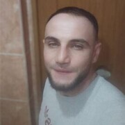  ,  Asif, 35