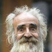  ,   Denis, 32 ,   ,   