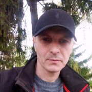  ,  Andrej, 47