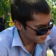  ,  Radik, 32