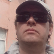 ,  Alex, 52