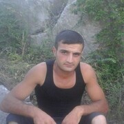  ,   Simon, 29 ,     