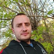  ,  Alex, 32