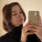  ,   Julia, 25 ,   ,   