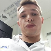  Karmi'el,   Yakov, 32 ,   