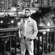  ,  Ruslan, 33