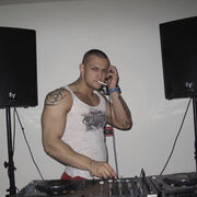  --,   , 25 ,     , c 
