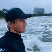  ,   Mikhaill, 37 ,   ,   