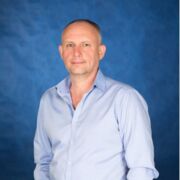  ,  Petr, 45