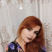  ,   Lili, 33 ,     