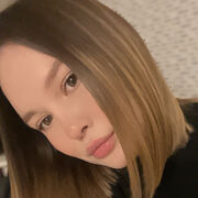  ,  Alina, 22