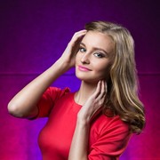  Moldova Noua,   Anya, 29 ,  